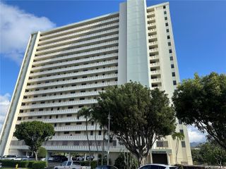 1160 Ala Napunani Street 1104, Honolulu, HI 96818