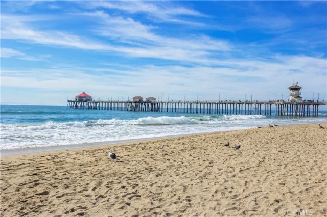 10172 Ascot, Huntington Beach, CA 92646