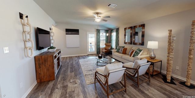 6520 Queen Carol, San Antonio, TX 78239