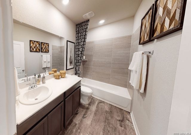 6520 Queen Carol, San Antonio, TX 78239