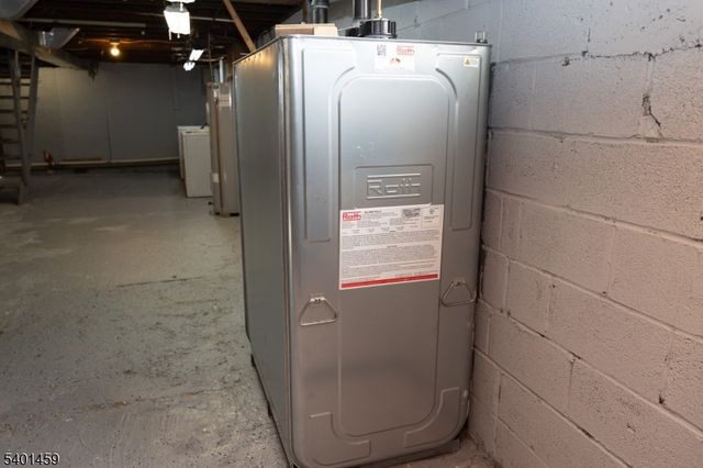 313 County Rd 519, Wantage Twp., NJ 07461