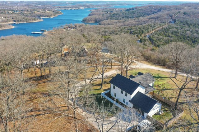 77 Chateau Lane, Branson West, MO 65737