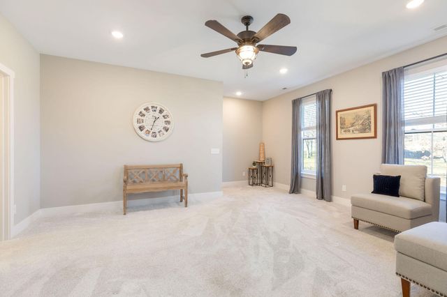 77 Chateau Lane, Branson West, MO 65737