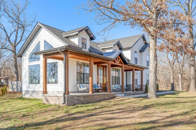 77 Chateau Lane, Branson West, MO 65737