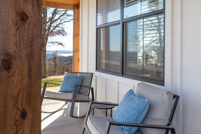 77 Chateau Lane, Branson West, MO 65737