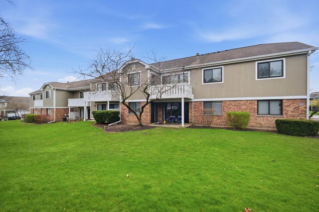 1502 7 Pines Road C2, Schaumburg, IL 60193