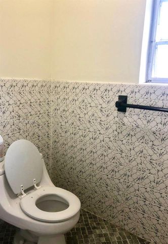 4900 SW 36th Ct, Pembroke Park, FL 33023