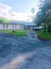 4900 SW 36th Ct, Pembroke Park, FL 33023
