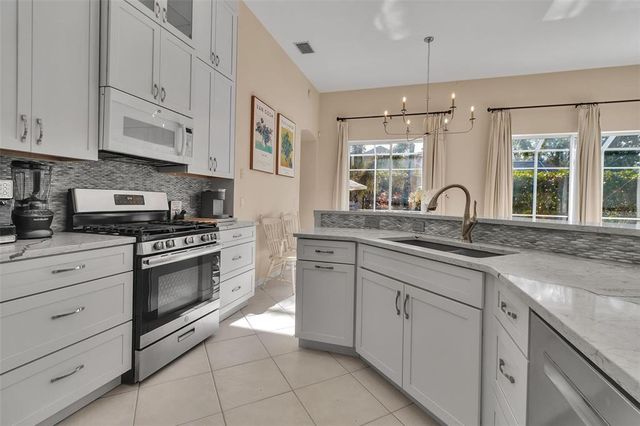 1608 86TH STREET NW, Bradenton, FL 34209