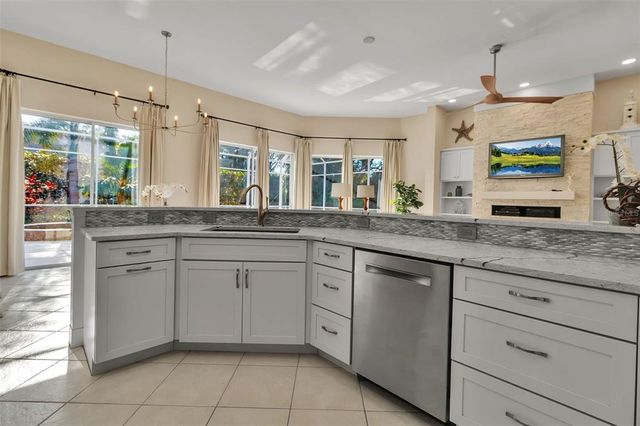 1608 86TH STREET NW, Bradenton, FL 34209