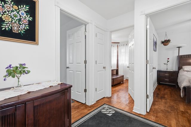 9209 W 147th Street, Orland Park, IL 60462