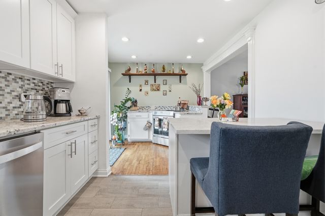 9209 W 147th Street, Orland Park, IL 60462