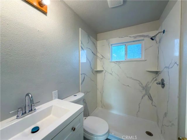 2415 Fort Wayne, Oroville, CA 95966