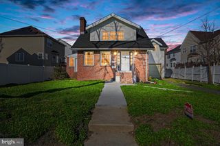 720 KEDRON AVE, Morton, PA 19070