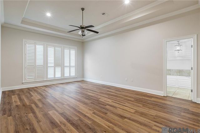 35352 Oak Haven Ave, Geismar, LA 70734