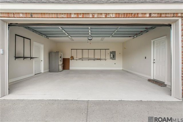 35352 Oak Haven Ave, Geismar, LA 70734