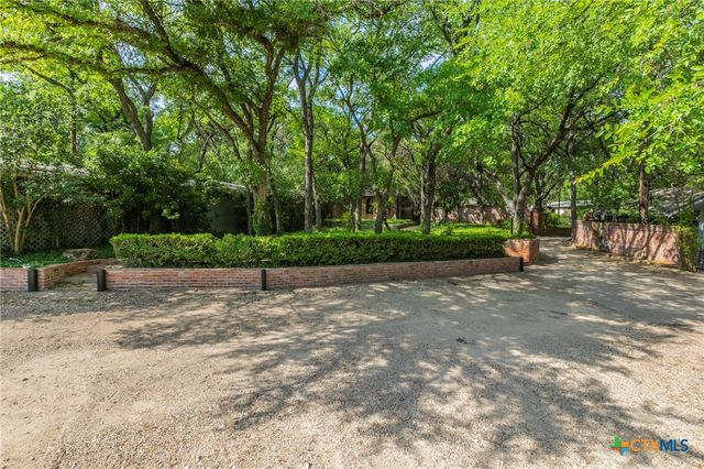 2518 Marlandwood Road, Temple, TX 76502