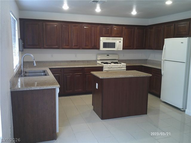 331 FOUNTAIN CROSSING Lane 0, Henderson, NV 89074