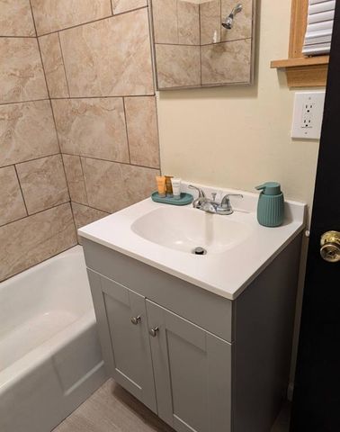 108 N High Street, El Dorado Springs, MO 64744