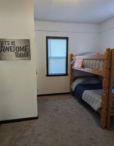 108 N High Street, El Dorado Springs, MO 64744