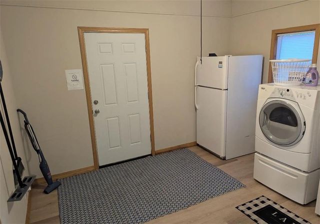 108 N High Street, El Dorado Springs, MO 64744