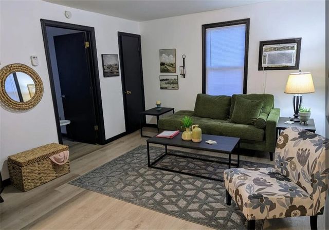 108 N High Street, El Dorado Springs, MO 64744