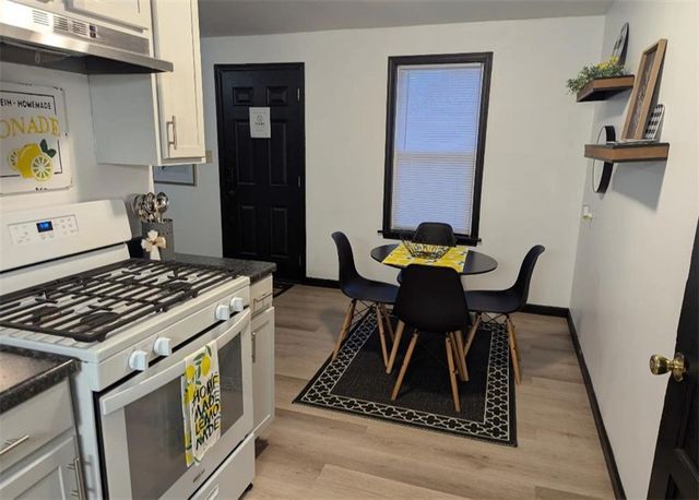 108 N High Street, El Dorado Springs, MO 64744