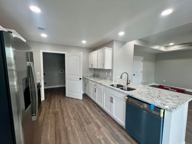 100 Bow Bridge Drive, Berea, KY 40403
