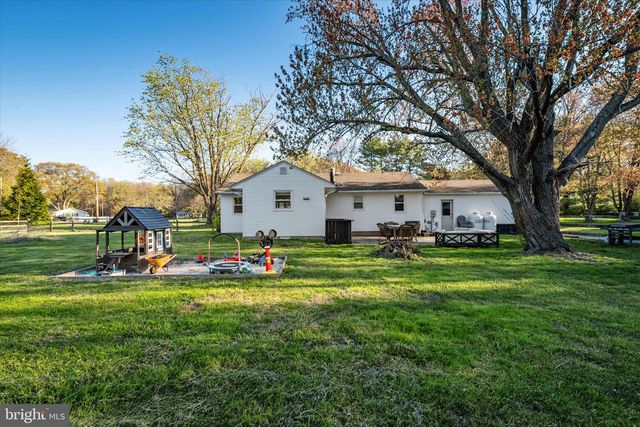 202 BALTIMORE DR, Stevensville, MD 21666