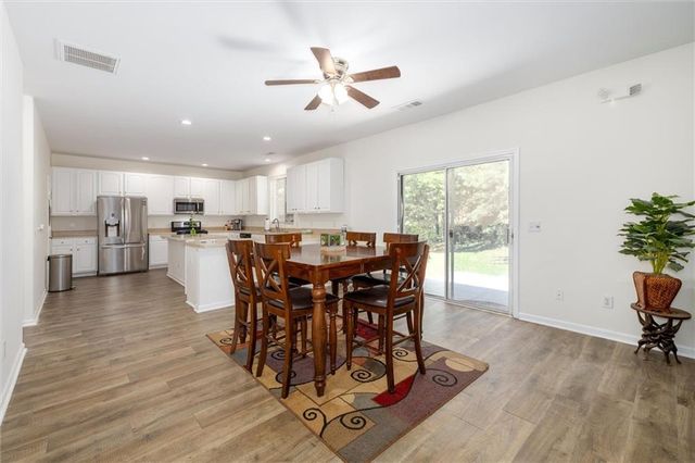 6261 Sparkling Cove Lane, Buford, GA 30518