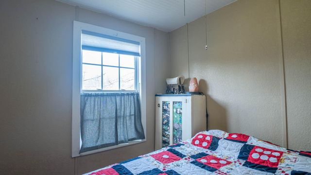 2725 County Road 1990, Willow Springs, MO 65793