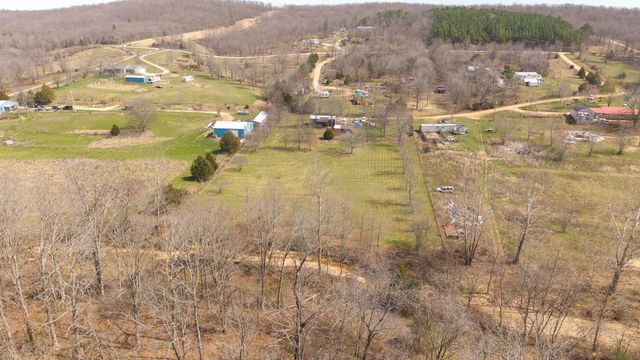2725 County Road 1990, Willow Springs, MO 65793