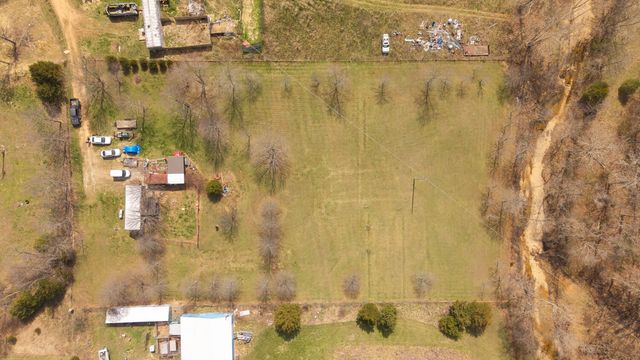 2725 County Road 1990, Willow Springs, MO 65793