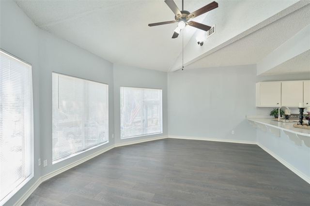 21 Harbour Lane, Coldspring, TX 77331
