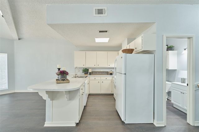 21 Harbour Lane, Coldspring, TX 77331