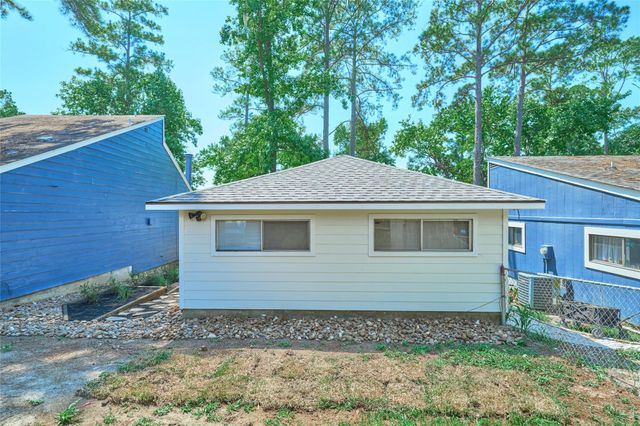 21 Harbour Lane, Coldspring, TX 77331