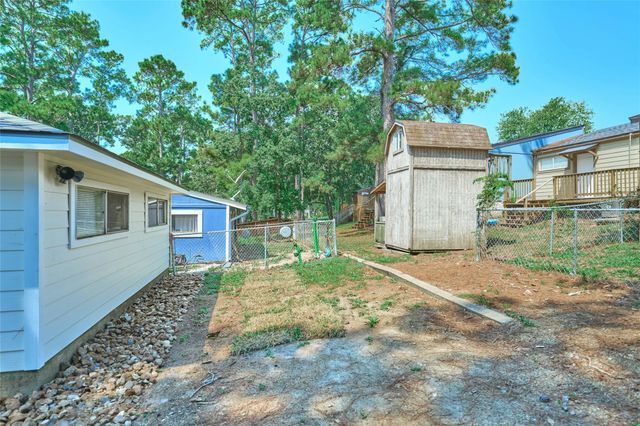 21 Harbour Lane, Coldspring, TX 77331