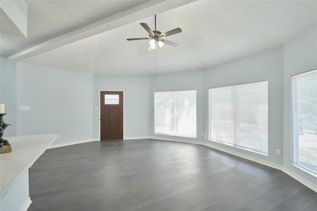 21 Harbour Lane, Coldspring, TX 77331