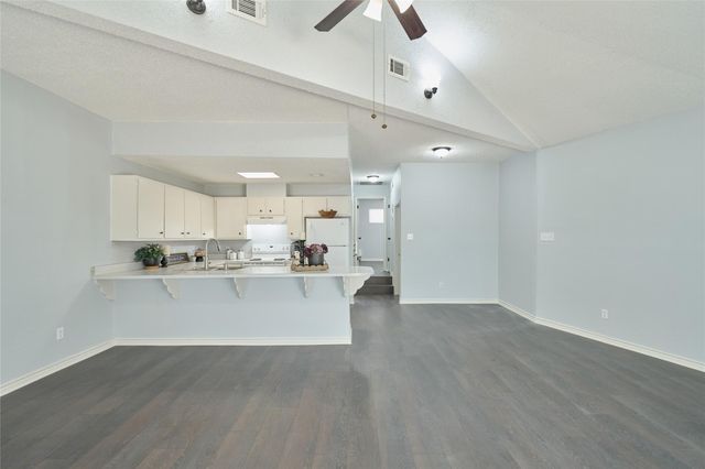 21 Harbour Lane, Coldspring, TX 77331