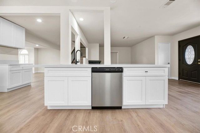 1117 E Thackery Street, West Covina, CA 91790