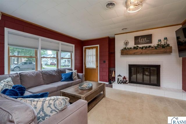 25 Eginton Road, Mankato, MN 56001