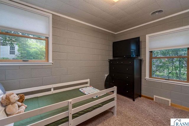 25 Eginton Road, Mankato, MN 56001
