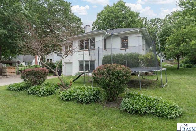 25 Eginton Road, Mankato, MN 56001