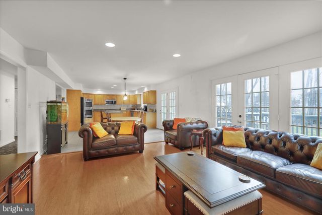 2004 RIDGEVIEW DR, Orwigsburg, PA 17961