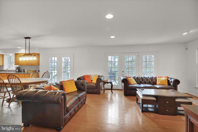 2004 RIDGEVIEW DR, Orwigsburg, PA 17961