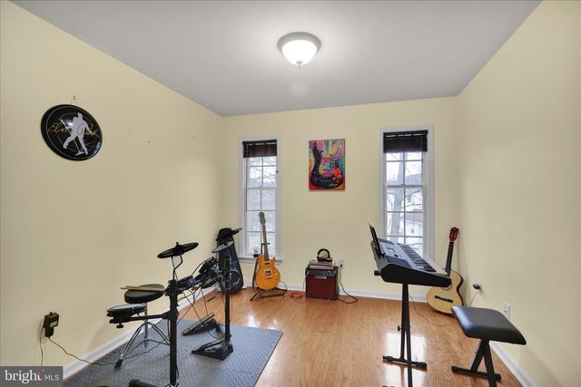 2004 RIDGEVIEW DR, Orwigsburg, PA 17961