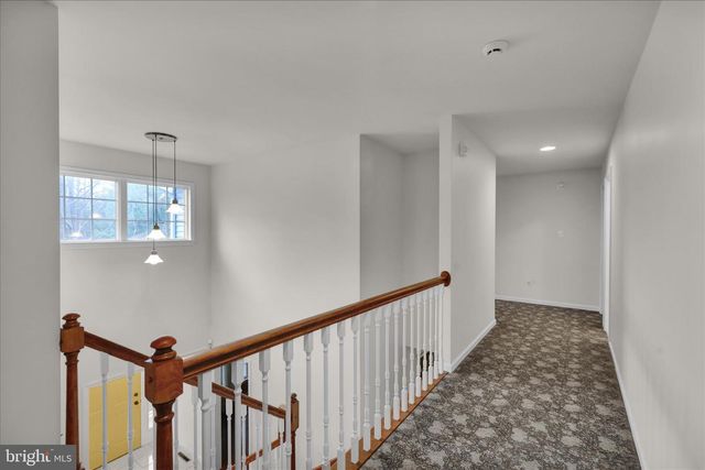 2004 RIDGEVIEW DR, Orwigsburg, PA 17961