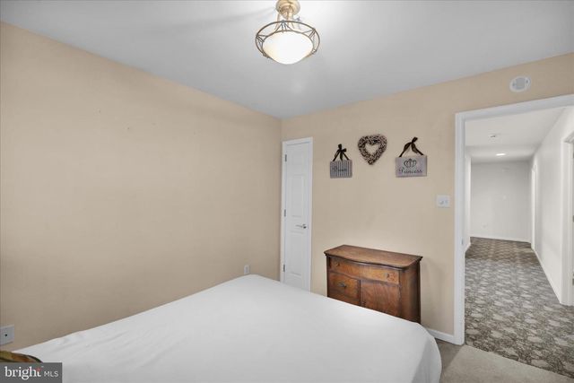 2004 RIDGEVIEW DR, Orwigsburg, PA 17961