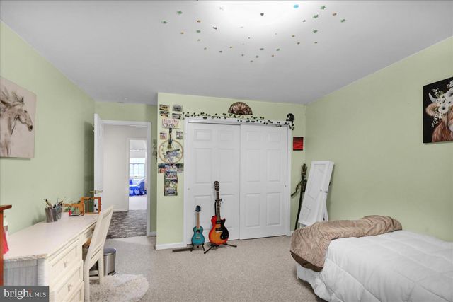 2004 RIDGEVIEW DR, Orwigsburg, PA 17961