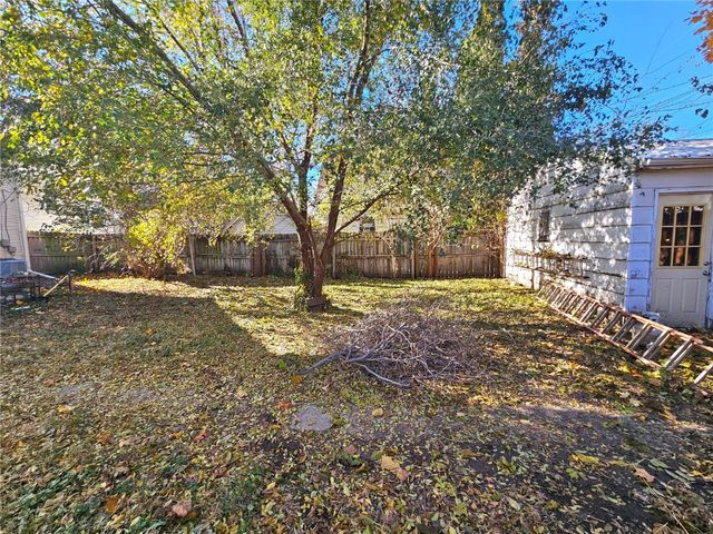 1506 8th Avenue SE, Cedar Rapids, IA 52403